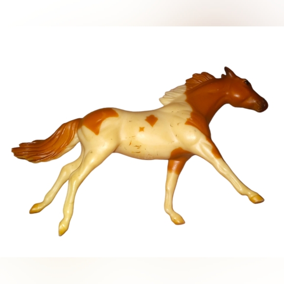 Breyer Stablemates Pinto - Picture 1 of 2